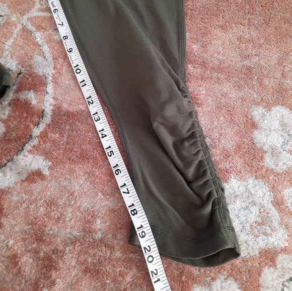 Lululemon Fatigue Gator Ziggy Snake Sunset Salutation cropped leggings - Picture 12 of 12